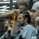 Kuaförde saç boyama işlemi